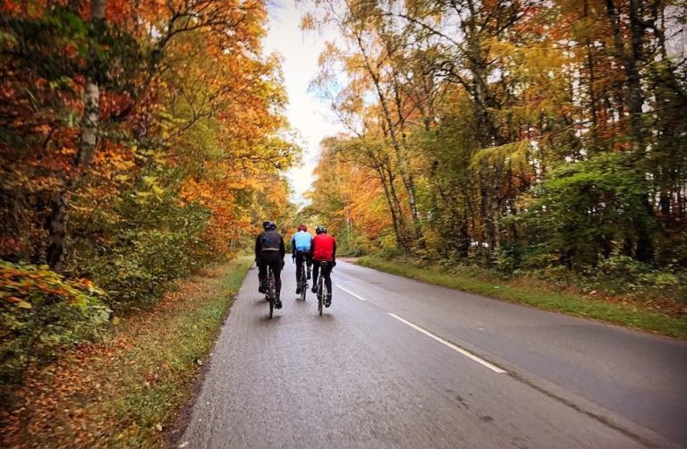 JUST GET YOUR SHOES ON, THE JOYS OF CYCLING IN WINTER